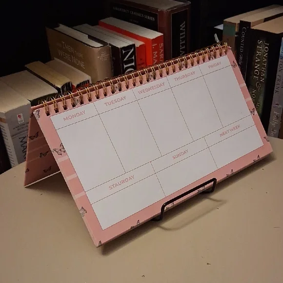 Weekly Planner- Spread Your Wings - Picture 2 of 2